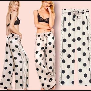 Victoria's Secret polka dot wide leg pant size M